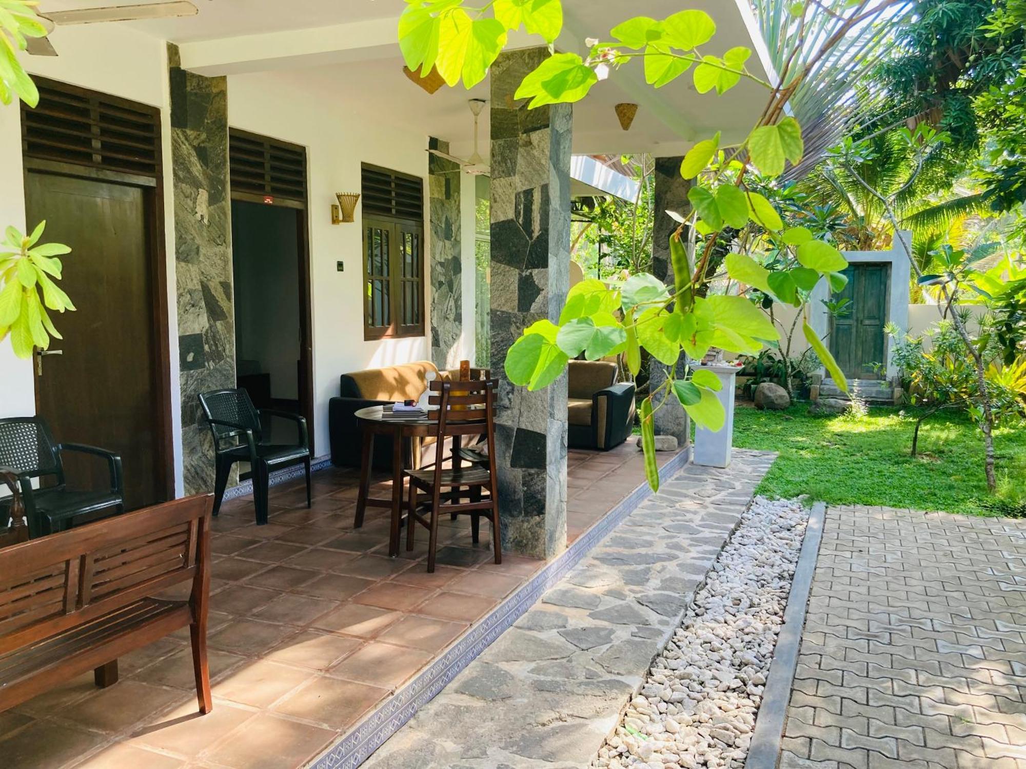 The Mango Leaf Hotel Matara Buitenkant foto